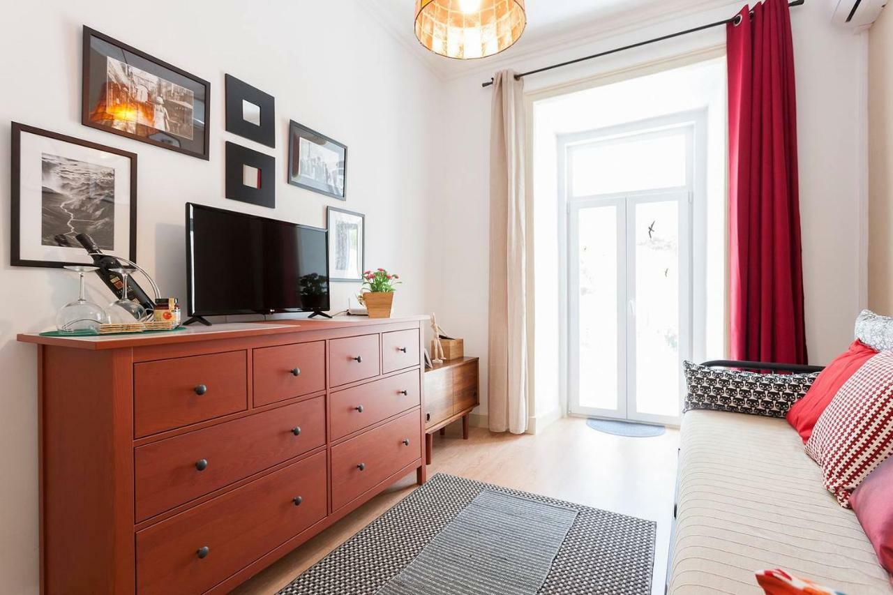 Sunny Orange Garden Apartment In Central Lisboa Exterior foto